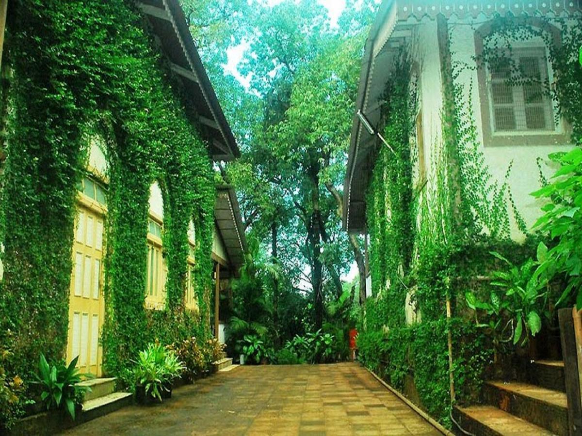Cecil Hotel Matheran Exterior photo
